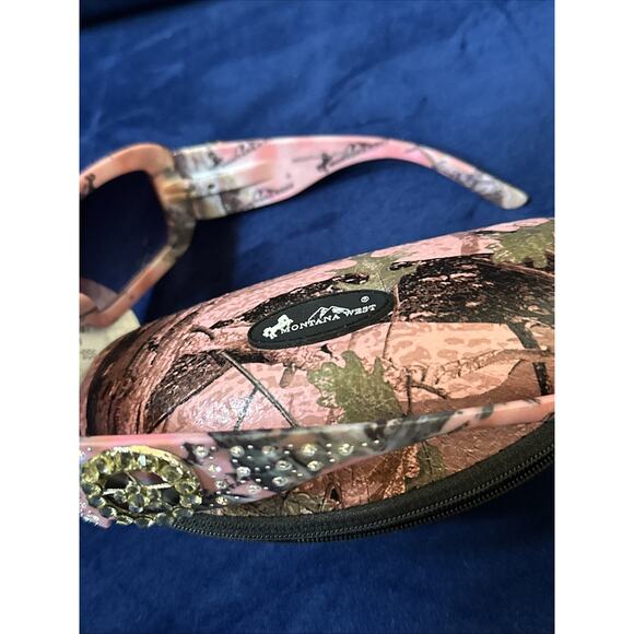Montana West Pink camo Sunglasses with Rhinestone Accents Crossed New - Picture 3 of 7